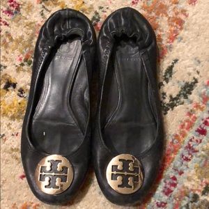 Tory Burch Flats - Black // Gold